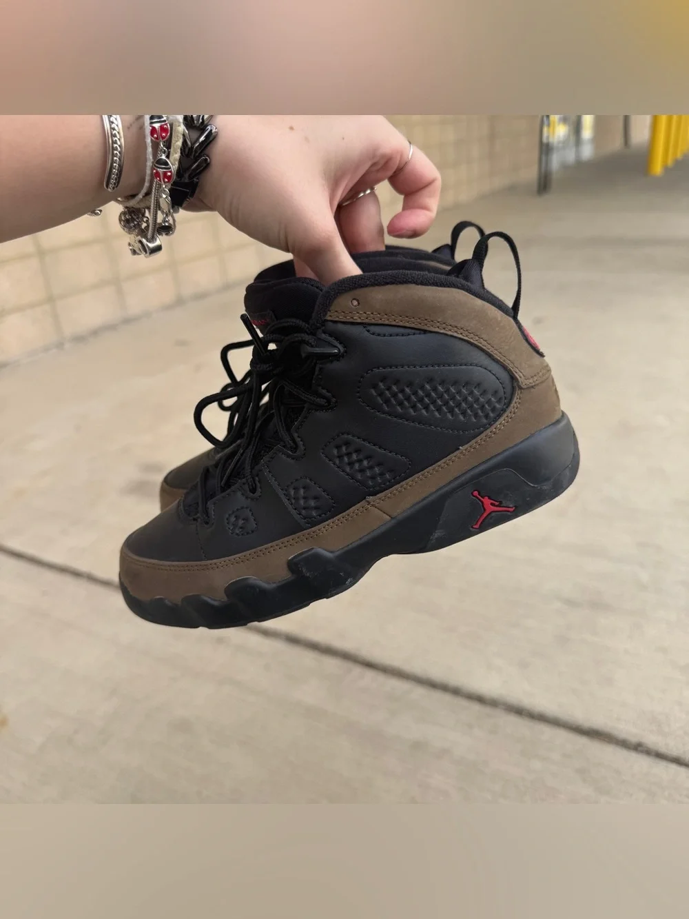 Kids Air Jordan 9 Retro “Olive”